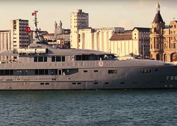 (Y-68) TCG YAKAMOZ Personel Taşıma Gemisi