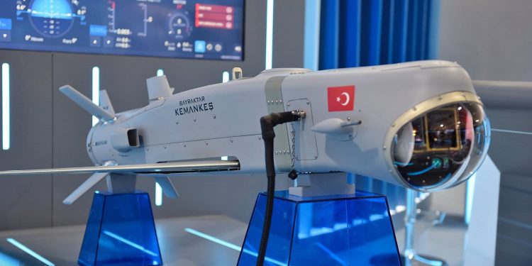 Bayraktar KEMANKEŞ Mini Akıllı Seyir Füzesi