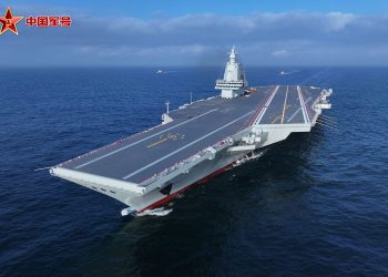 Type-003 Fujian Uçak Gemisi